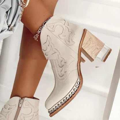 Bottines à talon sculptées